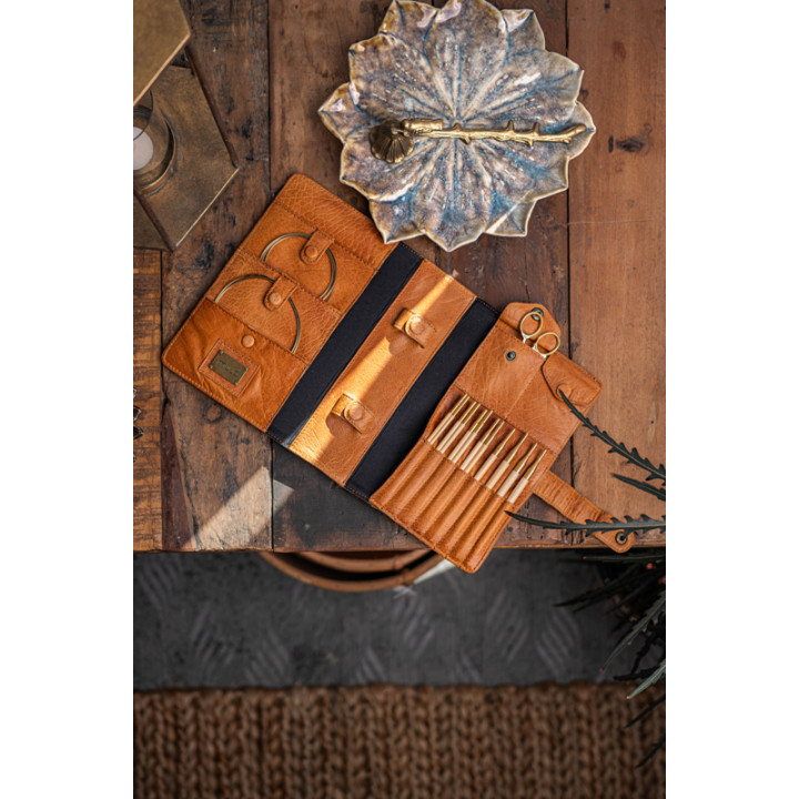 ETUI POUR AIG. A TRICOTER MUUD - CARITA - WHISKY