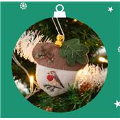 CREATIONS DE NOEL EN FEUTRINE - 24 DECORATIONS FEERIQUES