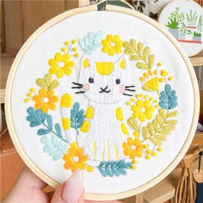 KIT BRODERIE AVEC TAMBOUR 15 CM - CHAT BOHEME