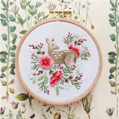 BABY DEER - KIT BRODERIE 16X16CM - TAMBOUR NON INCLUS - TAMAR NY