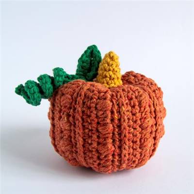 KIT AMIGURUMI HOOOKED - JACK LA CITROUILLE