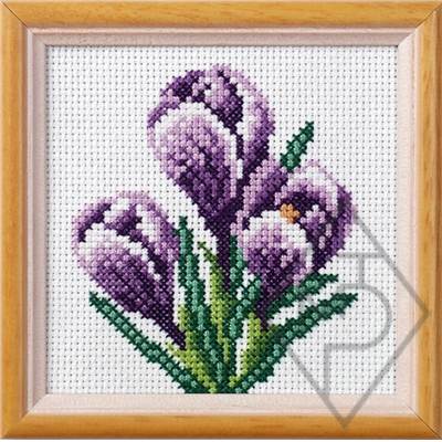 KIT PT DE CROIX IMPRIMEE 11 X 11 CM - BOUQUET DE CROCUS