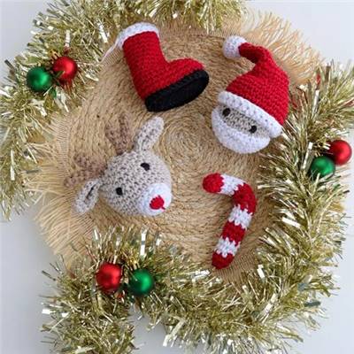 KIT AMIGURUMI HOOOKED - DECORATIONS DE NOEL 