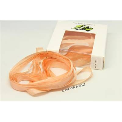 RUBAN DE SOIE A BRODER 7MM - COL 3596 - BOITE DE 3 M.