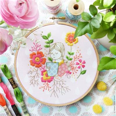 GARDEN LADY - KIT BRODERIE 21X21CM - TAMBOUR NON INCLUS