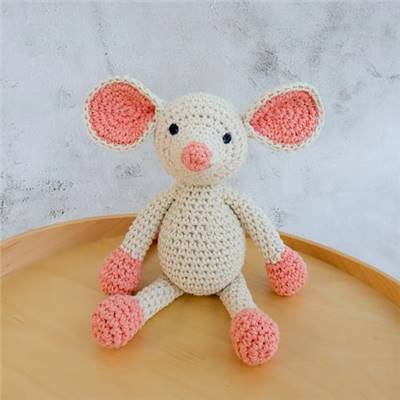 KIT AMIGURUMI HOOOKED - MONICA LA SOURIS