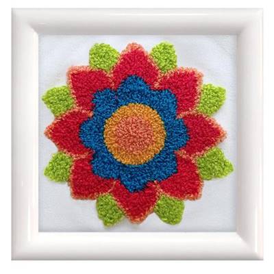 KIT PUNCH NEEDLE LADYBIRD FLEUR EN MANDALA - AVEC CADRE