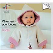 VETEMENTS POUR BEBES AU TRICOT