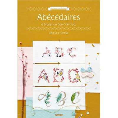ABECEDAIRES A BRODER AU POINT DE CROIX