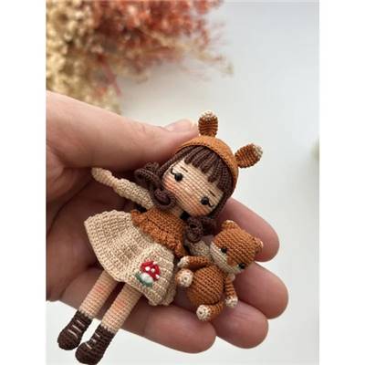 POUPEES EN MICRO-CROCHET - POUPEES HAUTEUR 10 CM