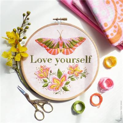 LOVE YOURSELF - KIT BRODERIE 21X21CM - TAMBOUR NON INCLUS