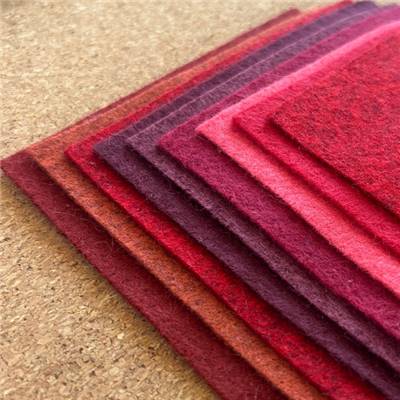 PACK RUBIS - 9 COLORIS DE FEUTRINE 15x15cm EN CAMAIEUX