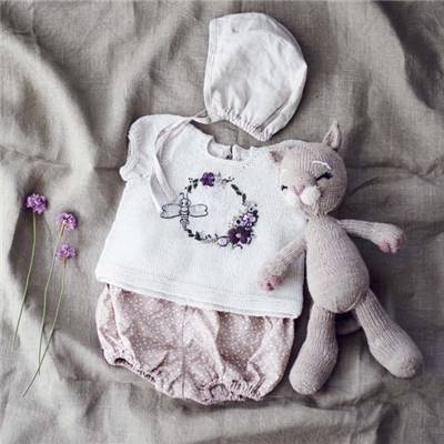 DOUDOUS CALINS AU TRICOT - 36 PROJETS ANIMAUX ACCESSOIRES VETEMENTS