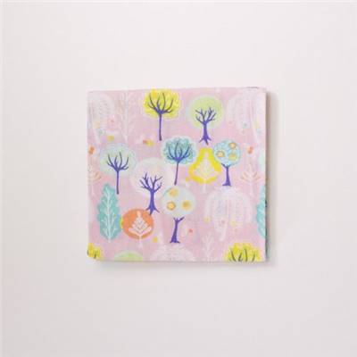 COUPON 45 X 55 CM QUILT WEAVES -STEP INTO SPRING - DESSIN 6