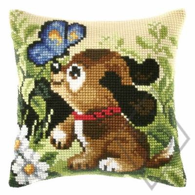 COUSSIN PT DE CROIX EN KIT 40 X 40 CM - UN PAPILLON SUR LE NEZ