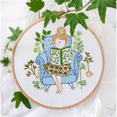 READING TIME - KIT BRODERIE 21X21CM - TAMBOUR NON INCLUS - TAMAR NY