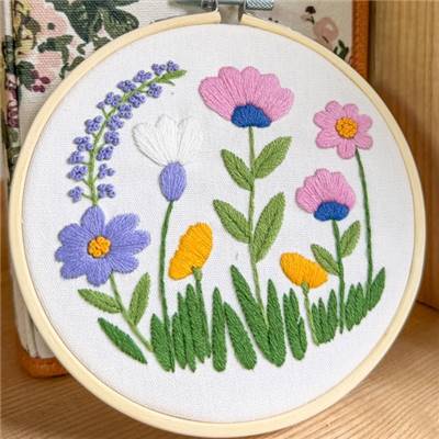 KIT BRODERIE AVEC TAMBOUR 15 CM - PRAIRIE PASTEL