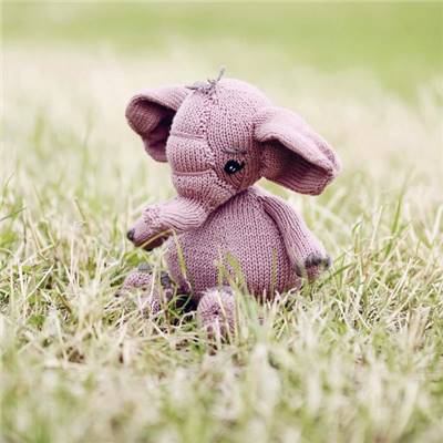 DOUDOUS CALINS AU TRICOT - 36 PROJETS ANIMAUX ACCESSOIRES VETEMENTS