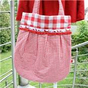 RUBAN ACUFACTUM PETITE FILLE ET CHAT - ROUGE - 2CM - LE ROULEAU 20 M