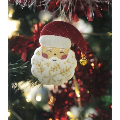 CREATIONS DE NOEL EN FEUTRINE - 24 DECORATIONS FEERIQUES