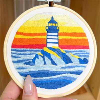 KIT BRODERIE AVEC TAMBOUR 15 CM - PHARE AU CREPUSCULE