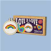 MINI KIT POINT DE CROIX - LOVE IS LOVE