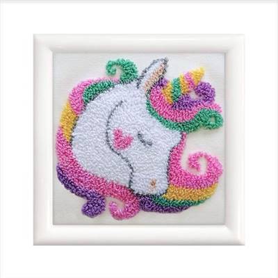 KIT PUNCH NEEDLE LADYBIRD LICORNE ENDORMIE - AVEC CADRE