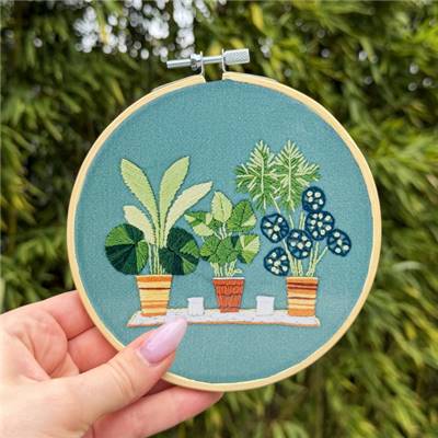 KIT BRODERIE AVEC TAMBOUR 15 CM - GREEN TRIO