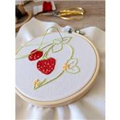 FRENCH'KITS - BRODERIE DÉCORATIVE - FRAISIER