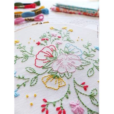BOUQUET OF FLOWERS - KIT BRODERIE 21X21CM - TAMBOUR NON INCLUS