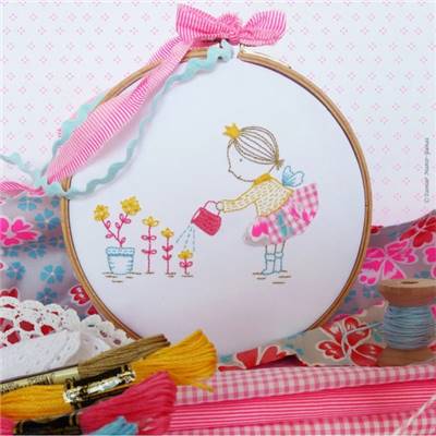 LITTLE FAIRY - KIT BRODERIE 21X21CM - TAMBOUR NON INCLUS