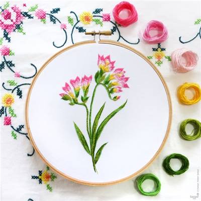 PINK FREESIA - KIT BRODERIE 21X21CM - TAMBOUR NON INCLUS
