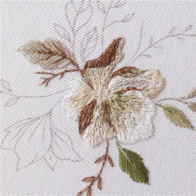 FALLING INTO BLOOM - KIT BRODERIE 16X16CM - TAMBOUR NON INCLUS